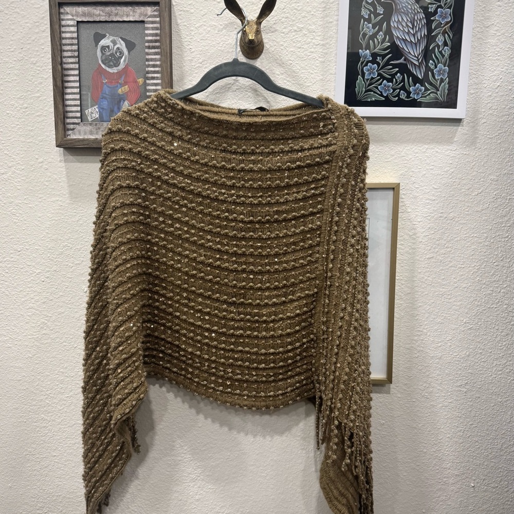 Elegant Gold Knit Women Poncho Sweater